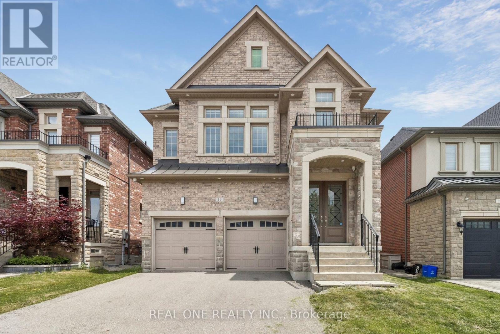 19 RIVOLI DRIVE, Vaughan, Ontario