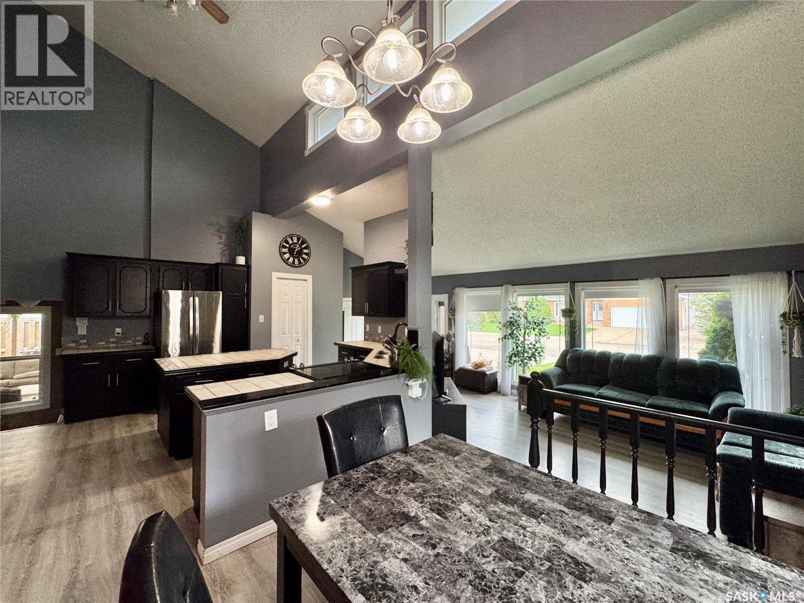 31 Langrill Drive, Yorkton, Saskatchewan  S3N 3M9 - Photo 12 - SK038900