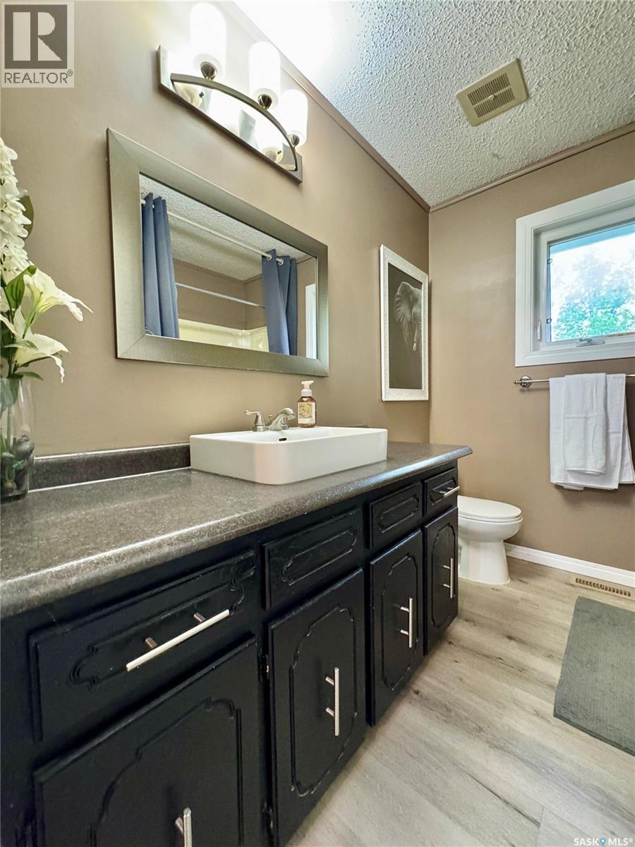 31 Langrill Drive, Yorkton, Saskatchewan  S3N 3M9 - Photo 26 - SK038900