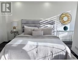 21 MAIN - 1222 ROSE WAY, Milton, Ontario