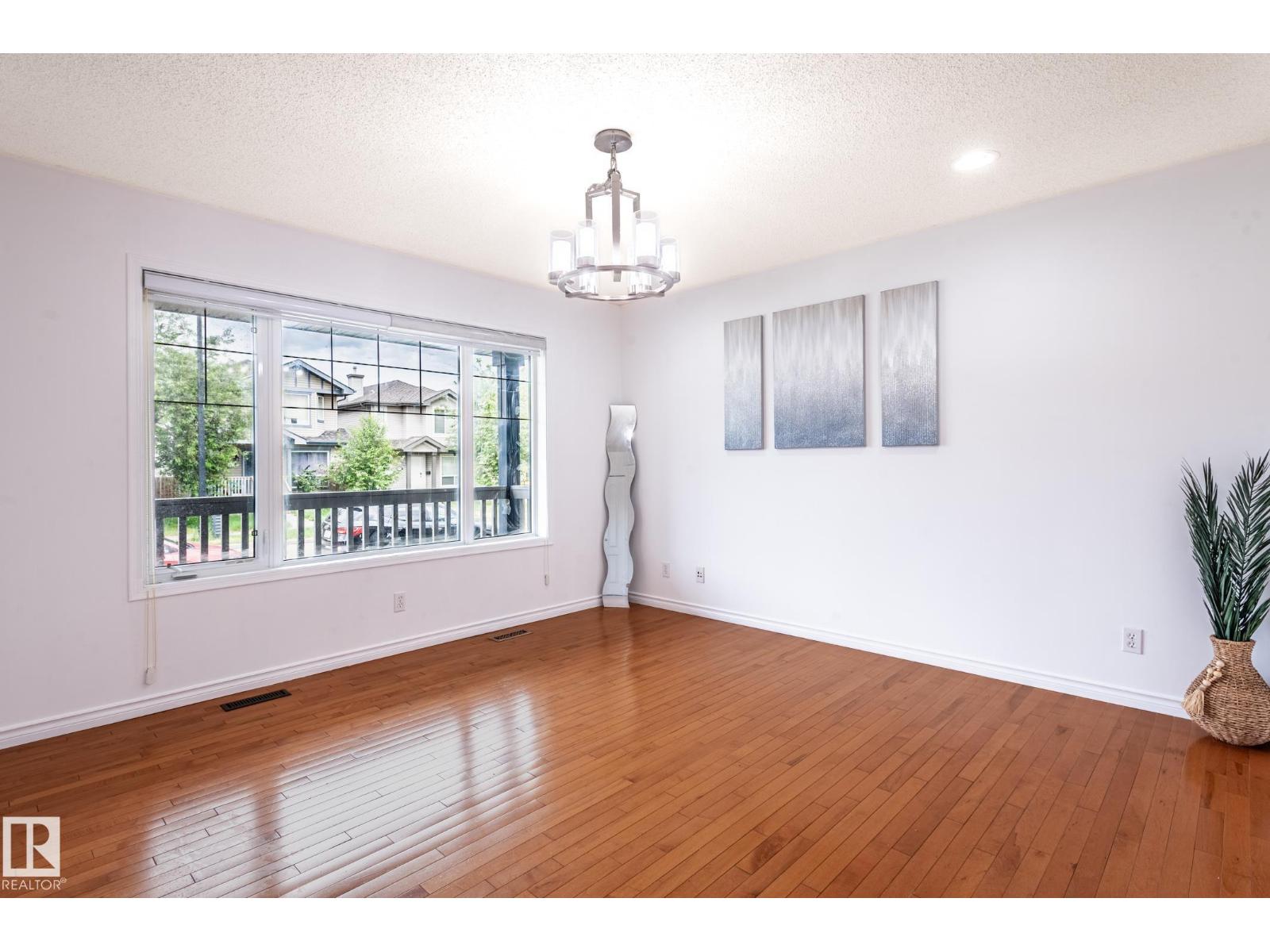 5919 203 St Nw, Edmonton, Alberta  T6M 2Z3 - Photo 7 - E4492712