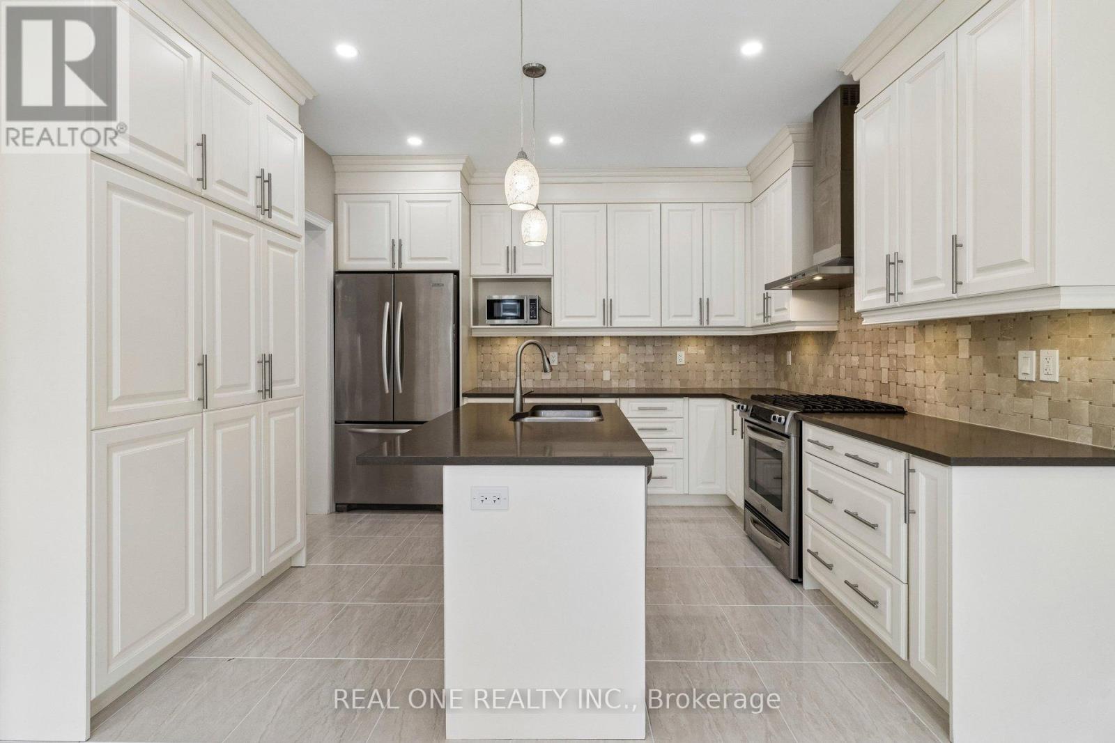 19 Rivoli Drive, Vaughan, Ontario  L4H 3X2 - Photo 20 - N13423684