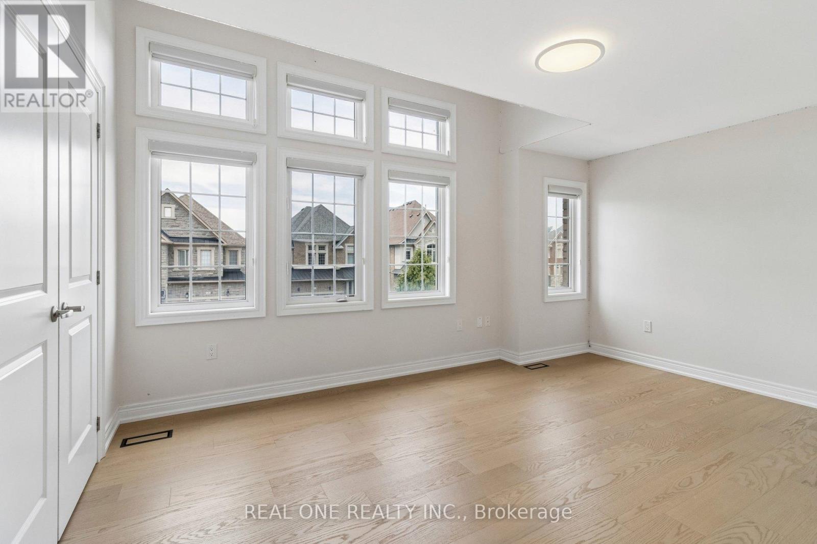 19 Rivoli Drive, Vaughan, Ontario  L4H 3X2 - Photo 26 - N13423684