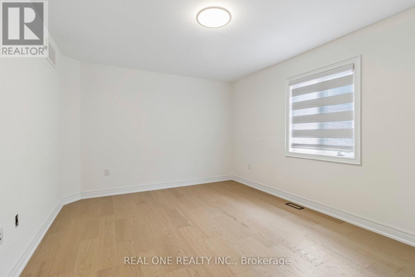 19 Rivoli Drive, Vaughan, Ontario  L4H 3X2 - Photo 35 - N13423684