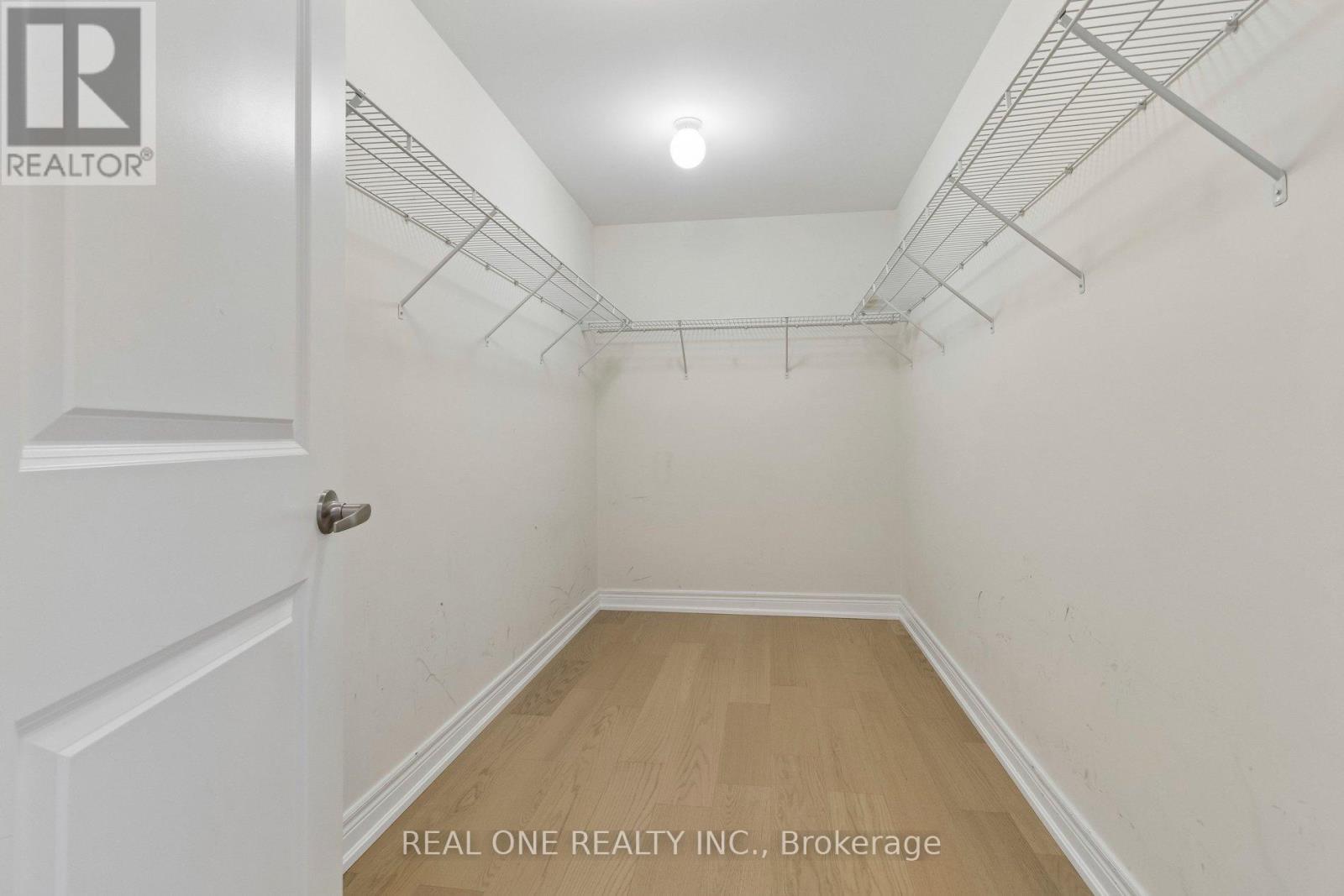 19 Rivoli Drive, Vaughan, Ontario  L4H 3X2 - Photo 39 - N13423684
