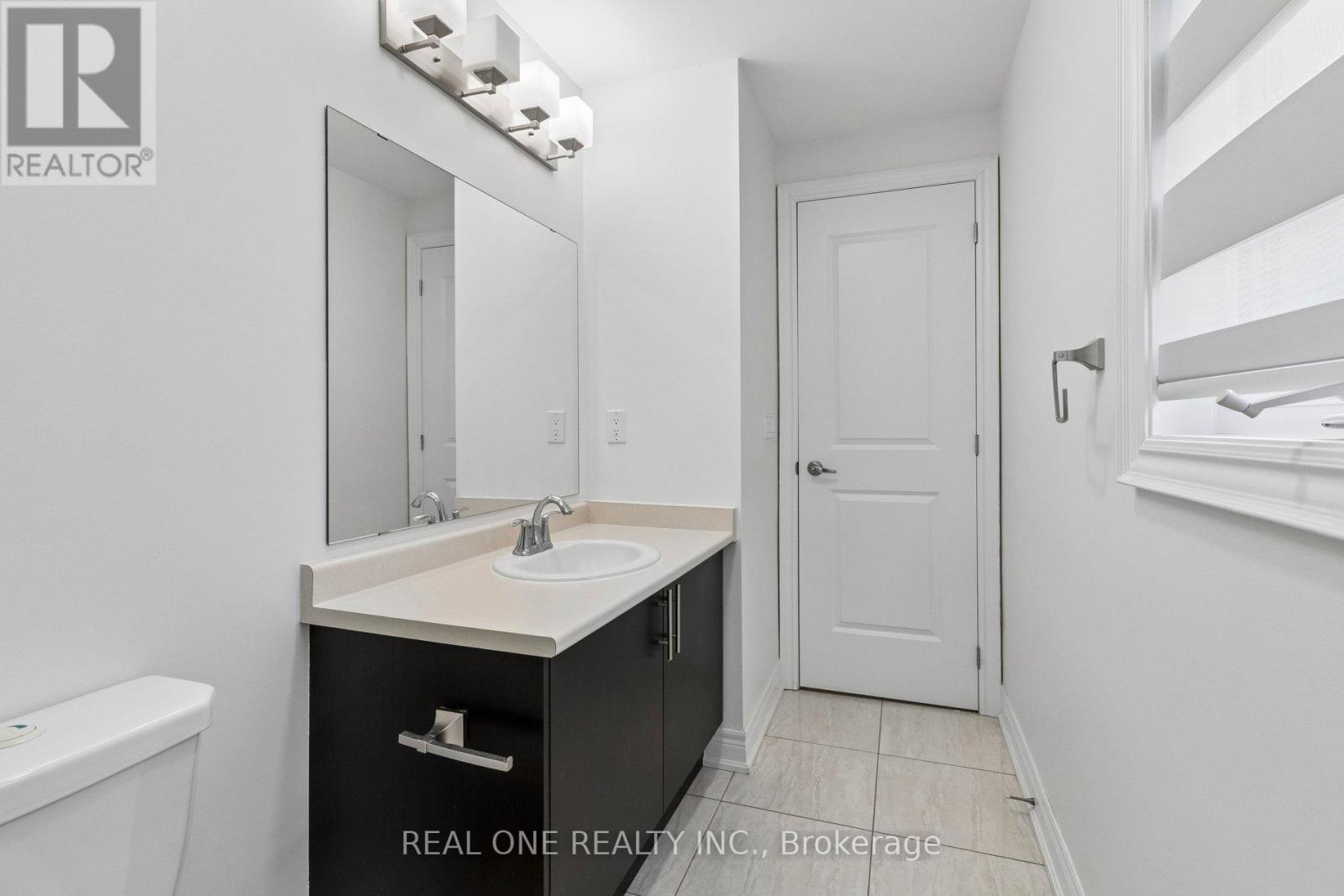 19 Rivoli Drive, Vaughan, Ontario  L4H 3X2 - Photo 38 - N13423684