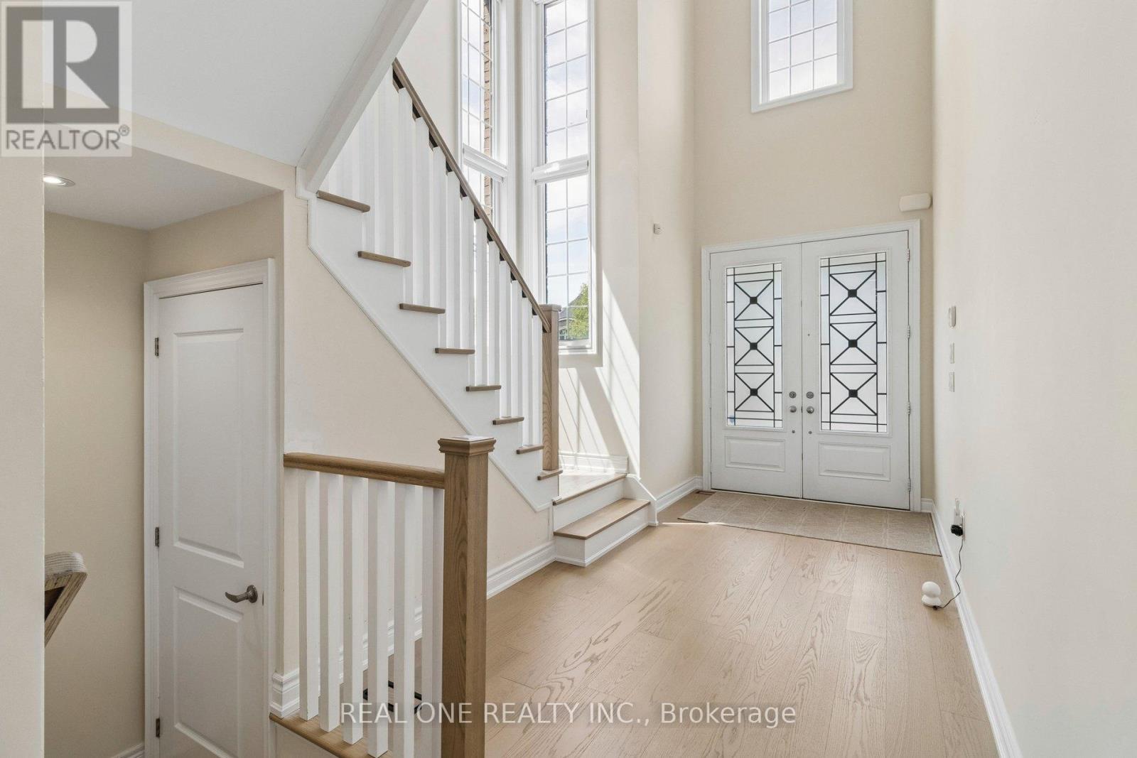 19 Rivoli Drive, Vaughan, Ontario  L4H 3X2 - Photo 4 - N13423684