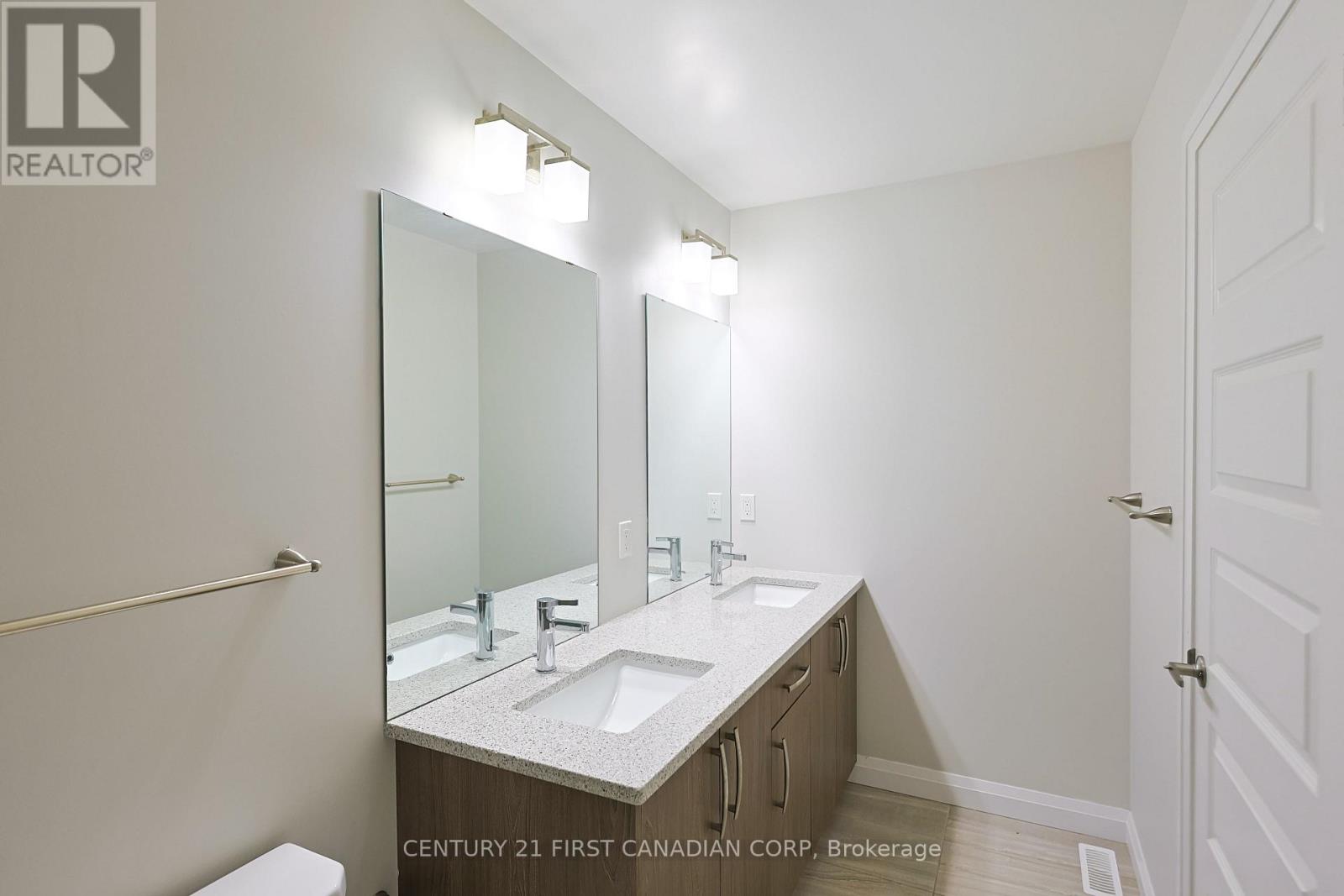 827 Kleinburg Drive E, London North, Ontario  N5X 0N6 - Photo 30 - X13421786