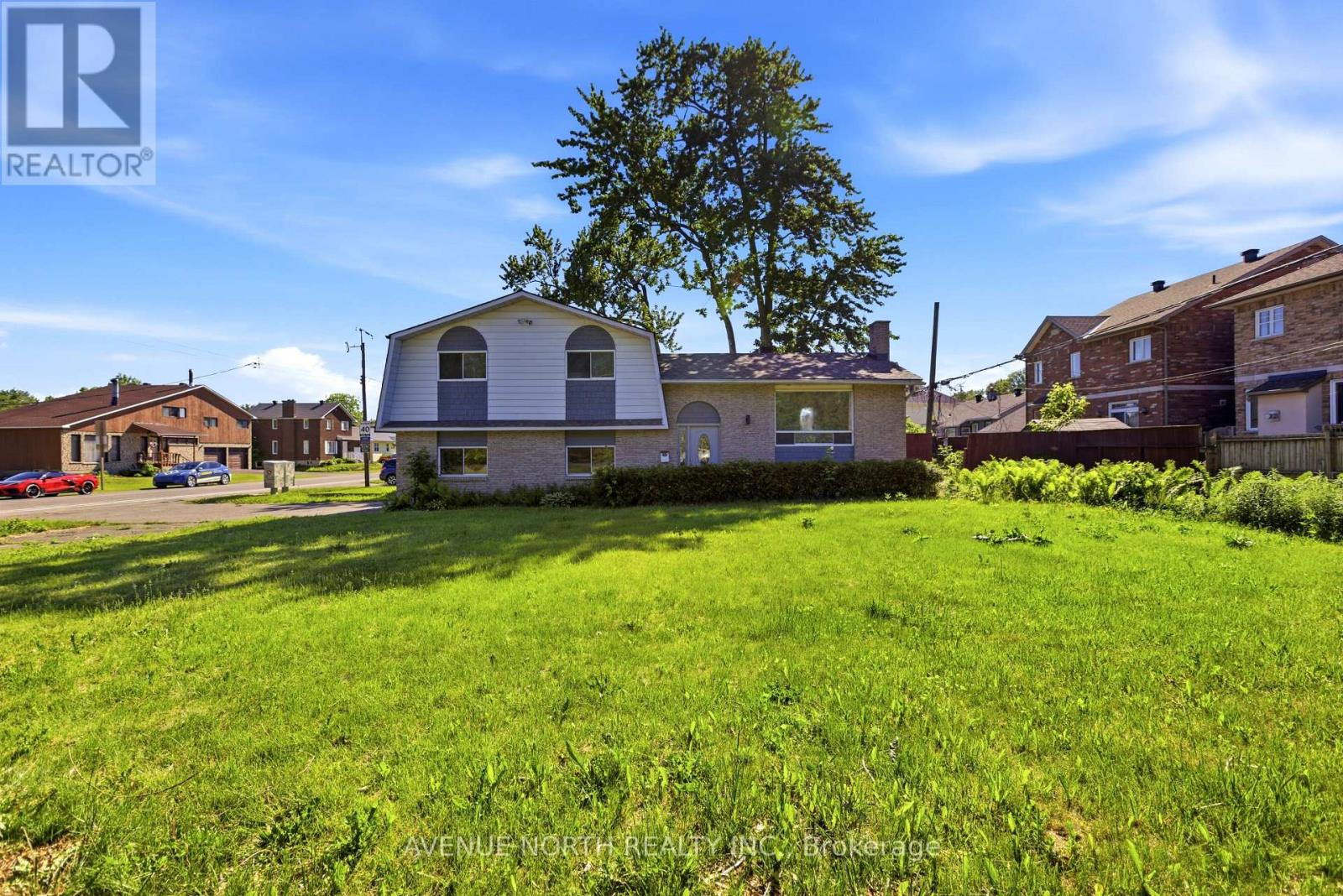 1991 Kingsdale Avenue, Ottawa, Ontario  K1T 1H9 - Photo 4 - X13423694