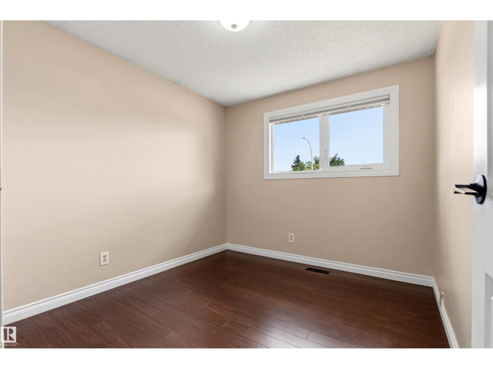 20 Hughes Rd NW, Edmonton, Alberta  T5A 4E2 - Photo 24 - E4492717