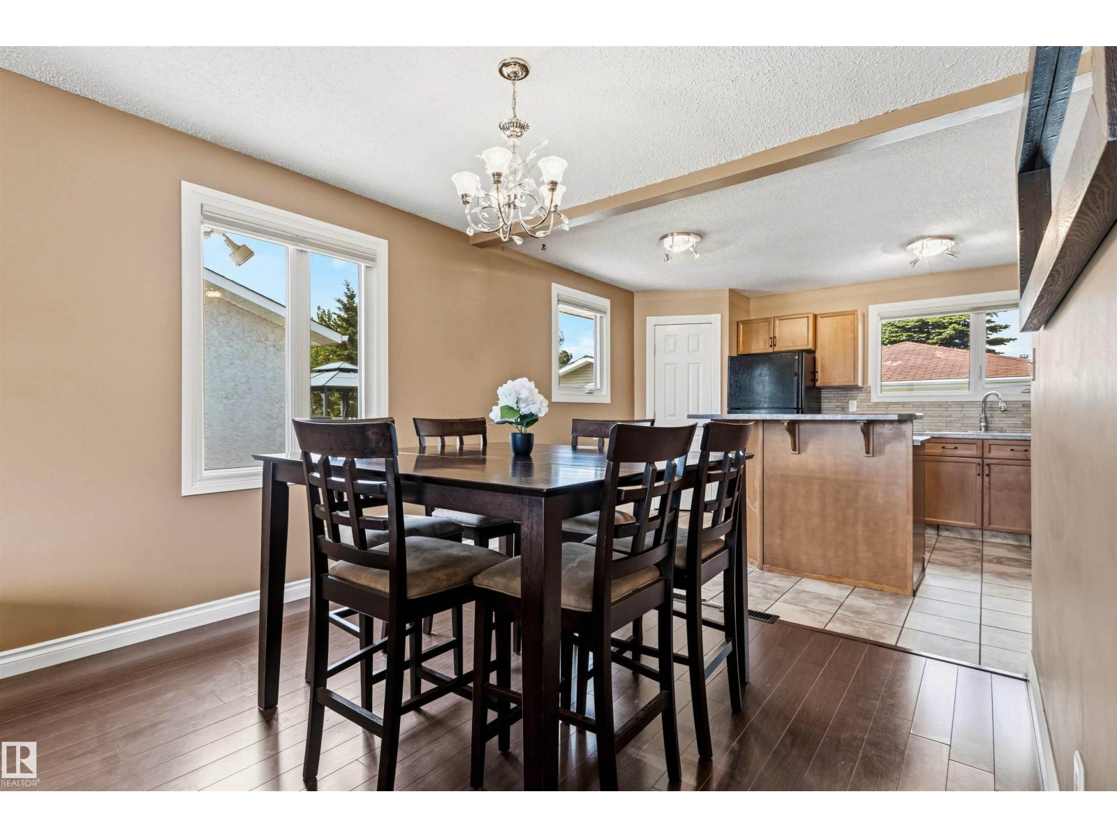 20 Hughes Rd NW, Edmonton, Alberta  T5A 4E2 - Photo 9 - E4492717