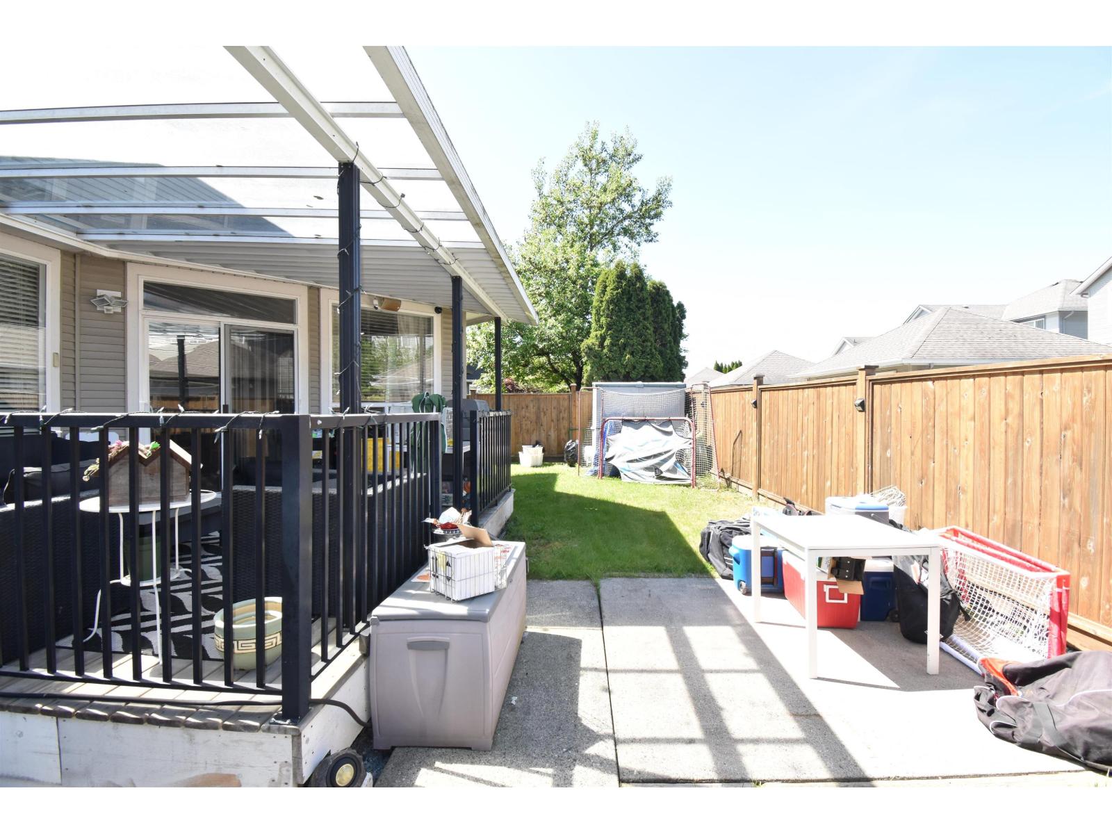 20177 71a Avenue, Langley, British Columbia  V2Y 3A1 - Photo 11 - R3120781
