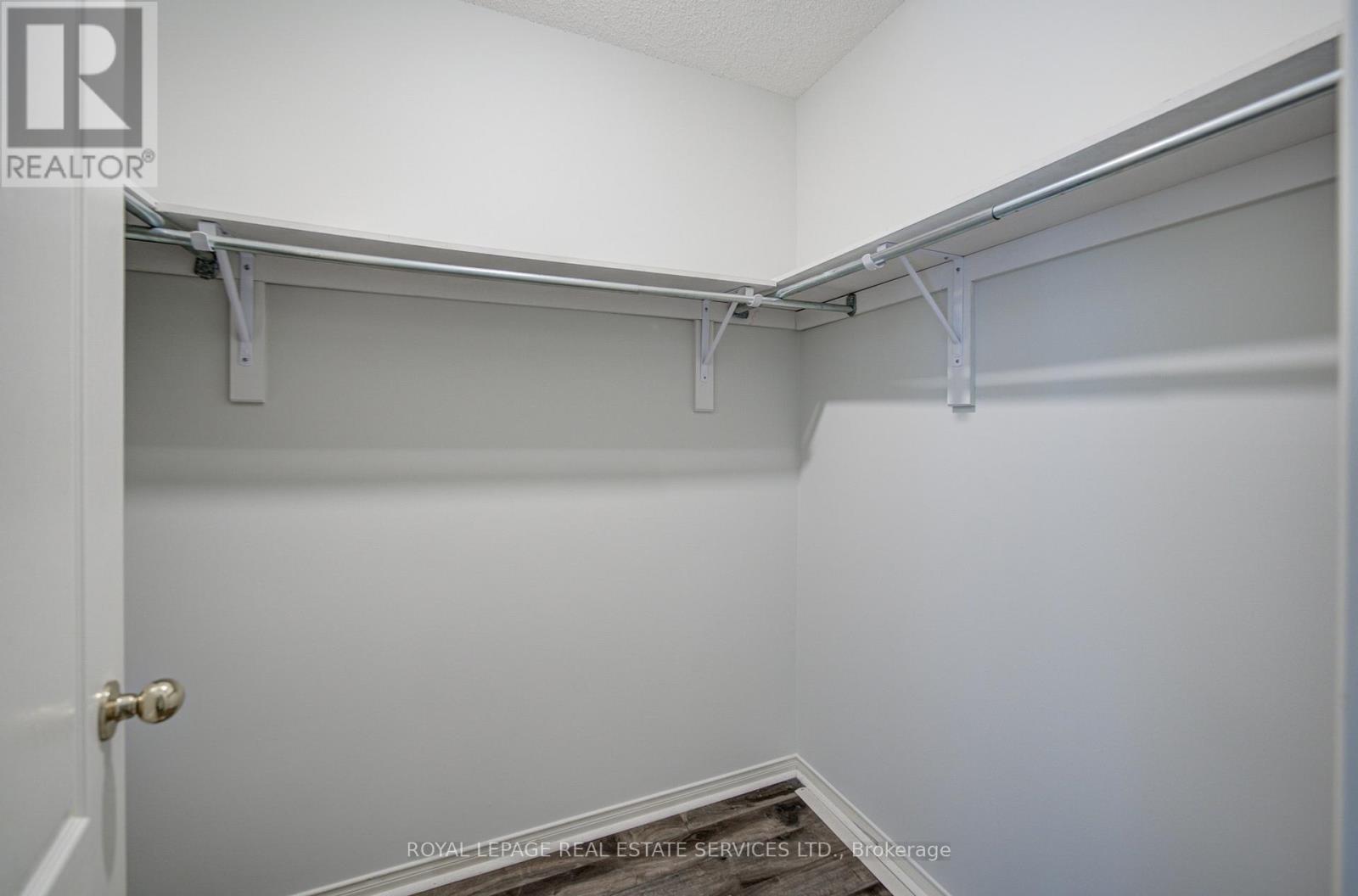5530 Glen Erin Drive, Mississauga, Ontario  L5M 6E8 - Photo 24 - W13421116