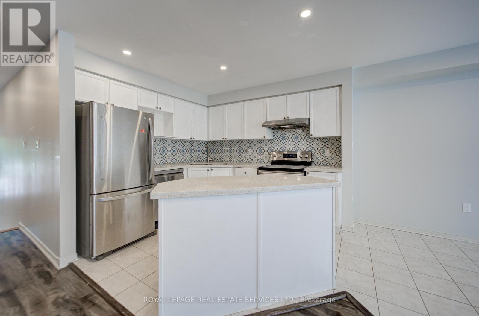 5530 Glen Erin Drive, Mississauga, Ontario  L5M 6E8 - Photo 13 - W13421116