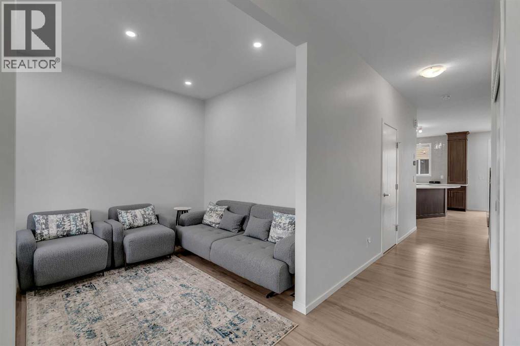 273 Carringwood Close NW, Calgary, Alberta  T3P 2B1 - Photo 7 - A2316878