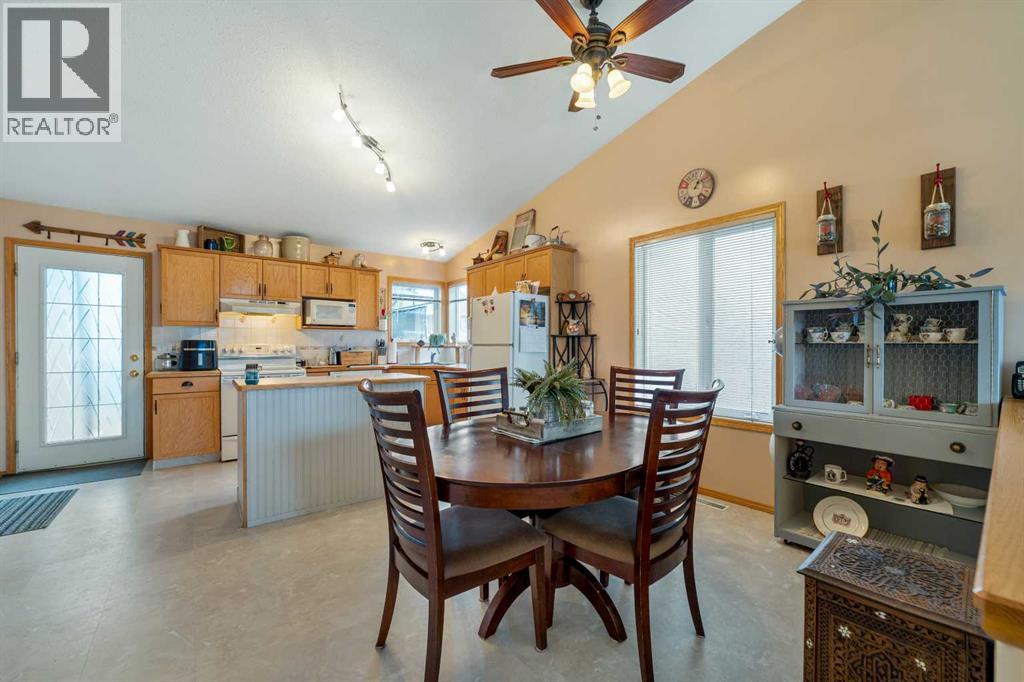 781 Red Crow Boulevard W, Lethbridge, Alberta  T1K 7M4 - Photo 9 - A2316602