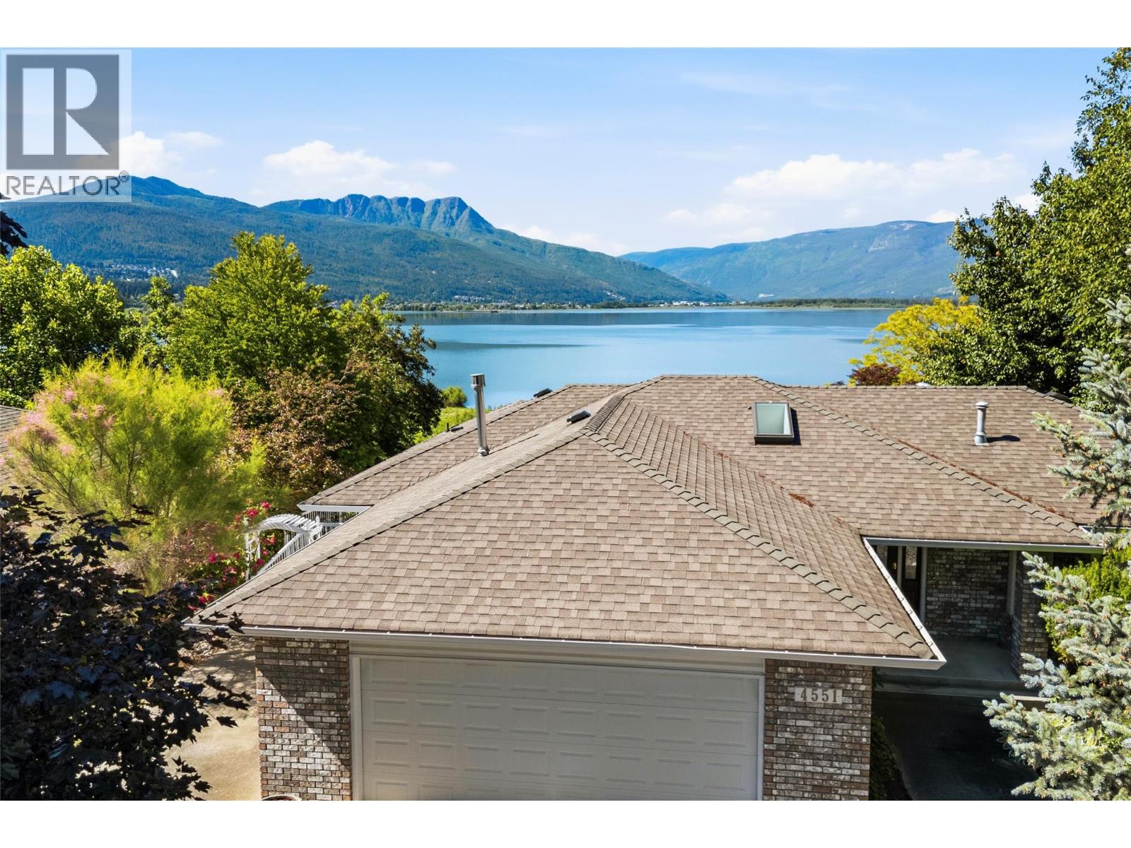 4551 13 Street NE, Salmon Arm, British Columbia