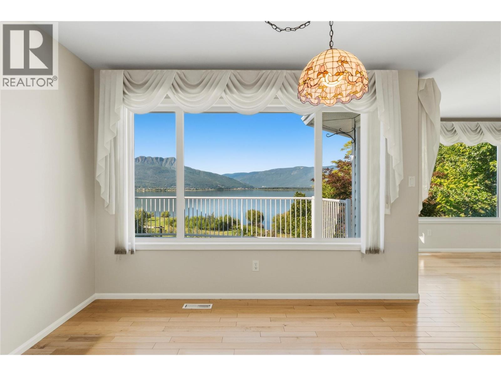 4551 13 Street NE, Salmon Arm, British Columbia  V1E 1E3 - Photo 18 - 10390922