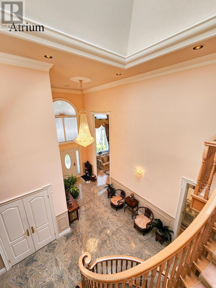 16 Lawnview Drive, Toronto, Ontario  M2N 5J8 - Photo 10 - C13134928