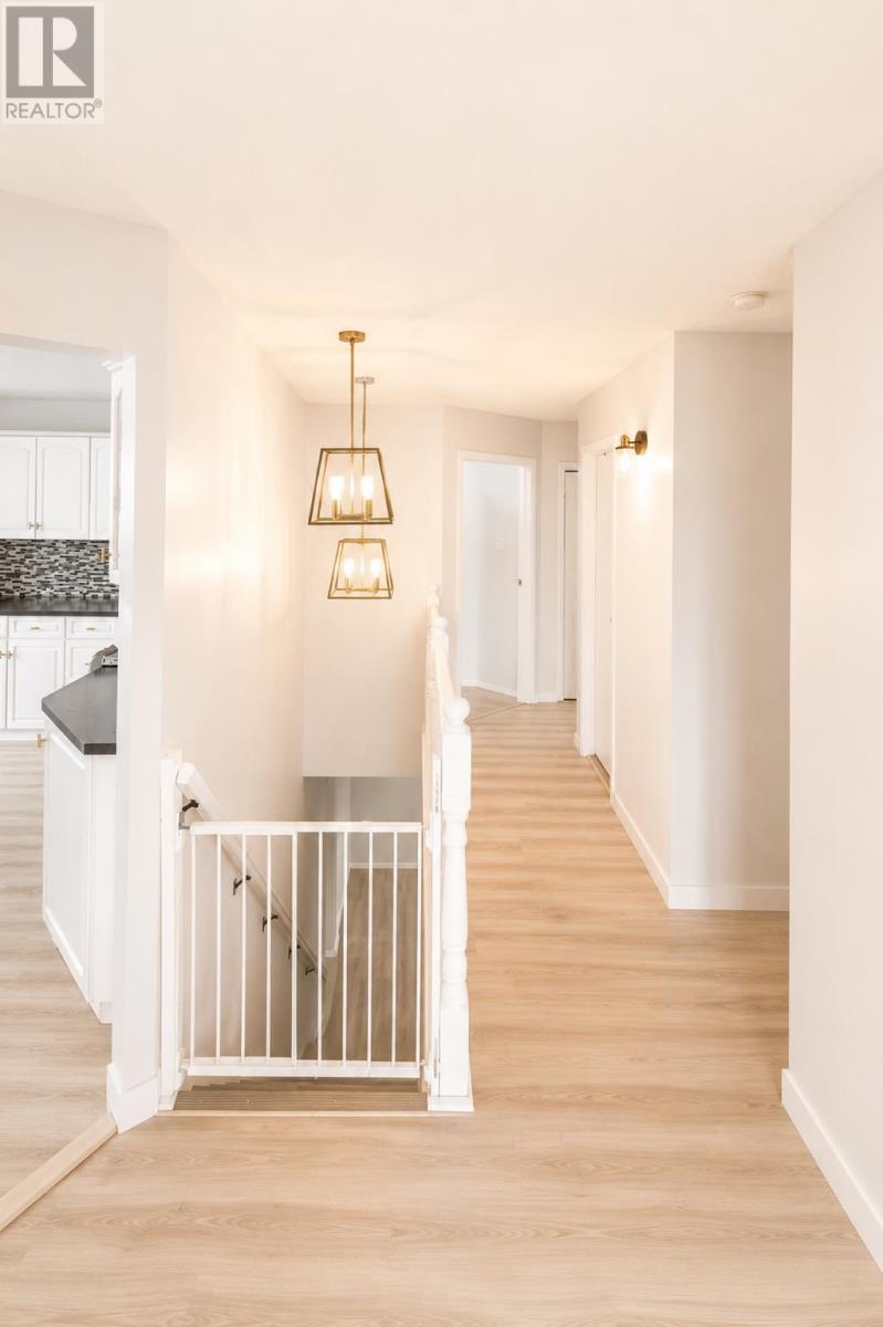 401 Tuscany Dr, Thunder Bay, Ontario  P7G 1B7 - Photo 21 - TB2601435