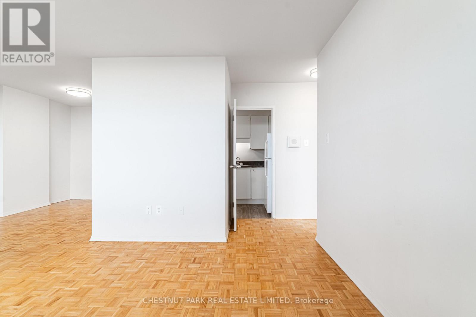 806 - 40 Godstone Road, Toronto, Ontario  M2J 3C7 - Photo 6 - C13249924