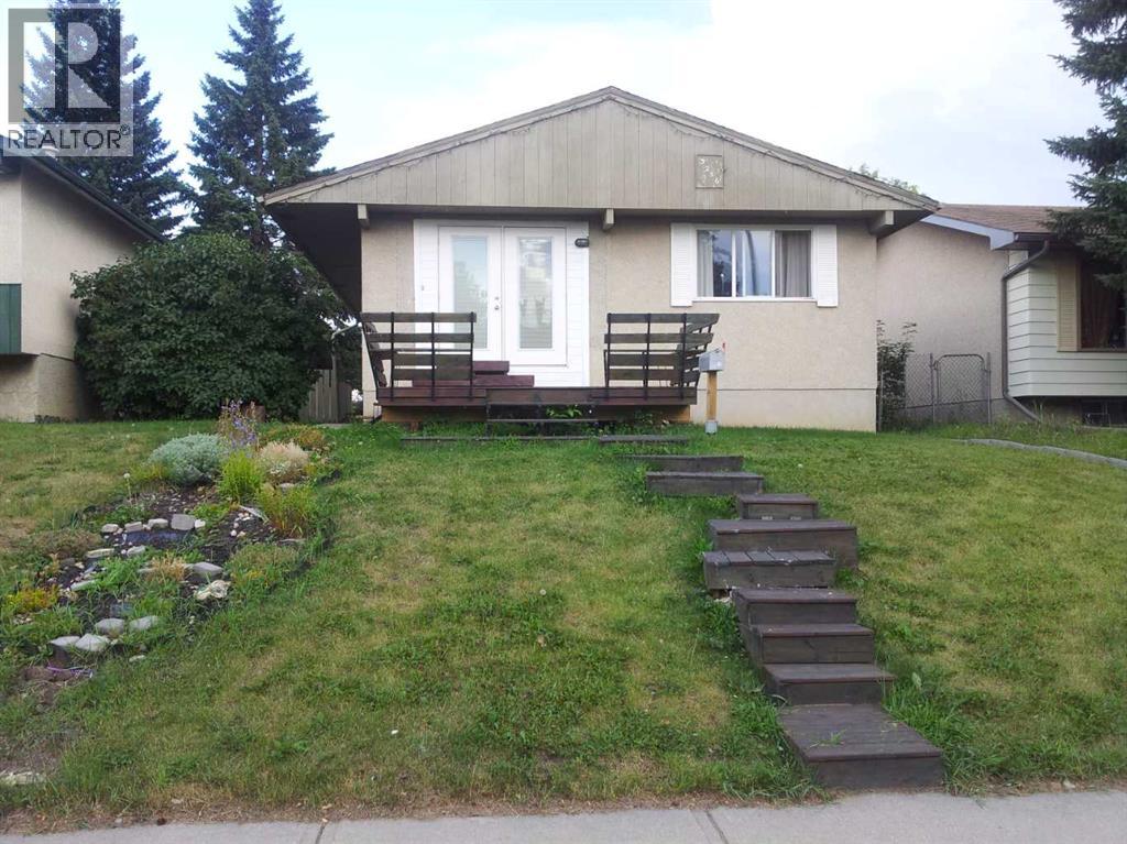 3256 Doverville Crescent SE, Calgary, Alberta  T2B 1T9 - Photo 1 - A2318464