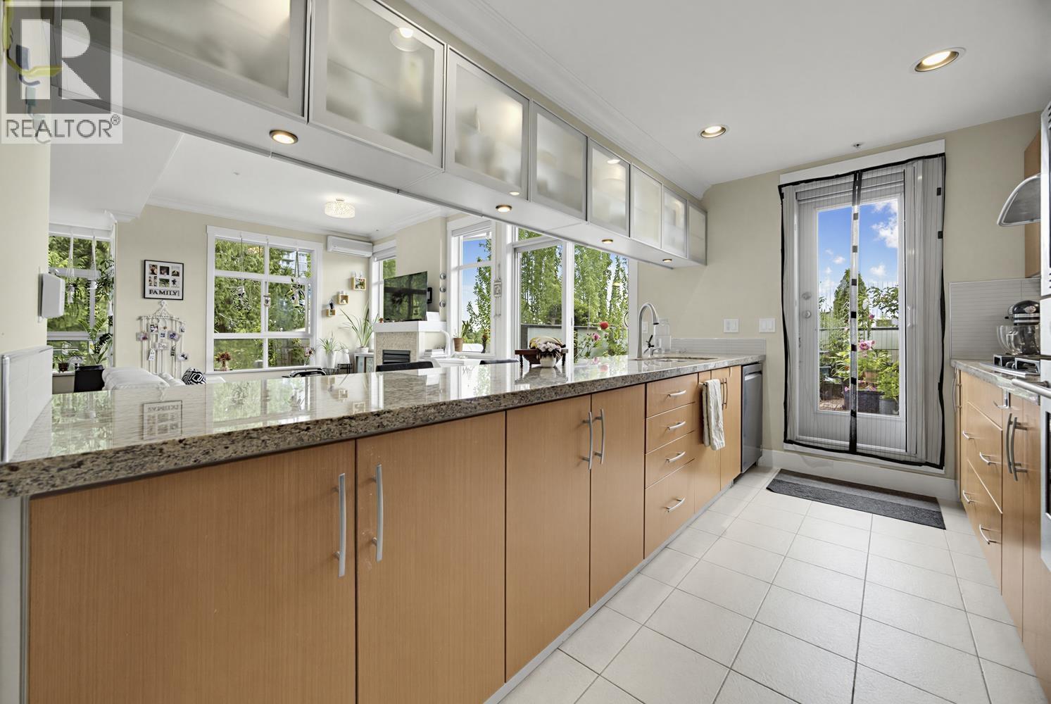 509 6333 Larkin Drive, Vancouver, British Columbia  V6T 0A7 - Photo 4 - R3134004