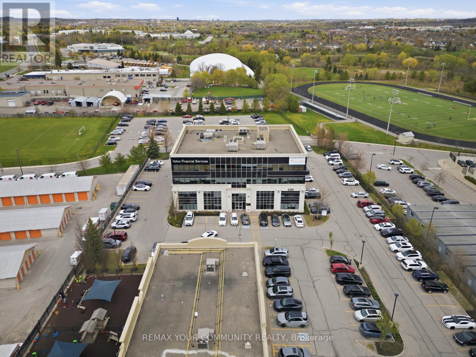 230 WELLINGTON STREET E, Aurora, Ontario