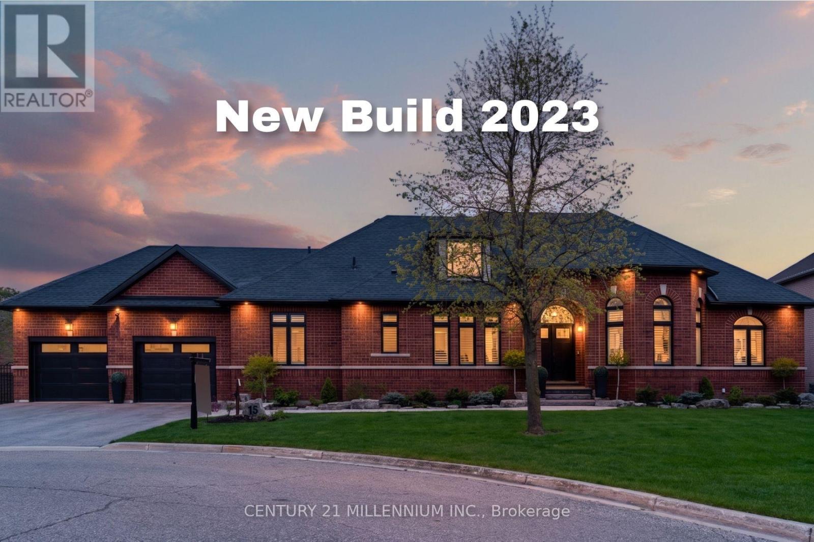 15 BIMMER PLACE, Brampton, Ontario