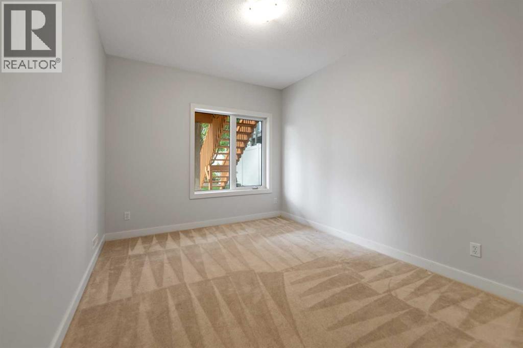 48 Strathlea Close Sw, Calgary, Alberta  T3H 5C6 - Photo 32 - A2317365