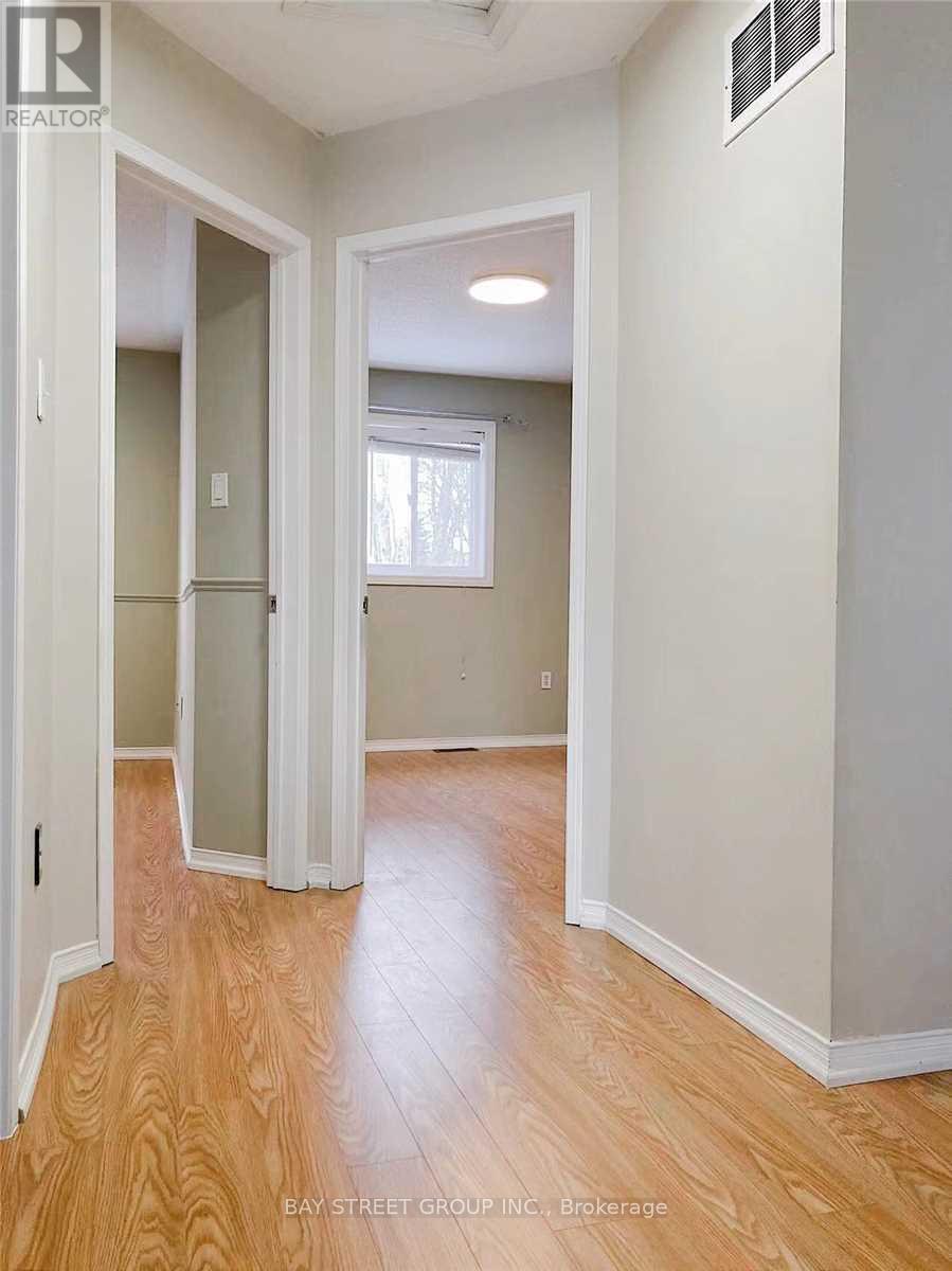 70 Twigg Drive, Ajax, Ontario  L1Z 1G5 - Photo 12 - E13423840