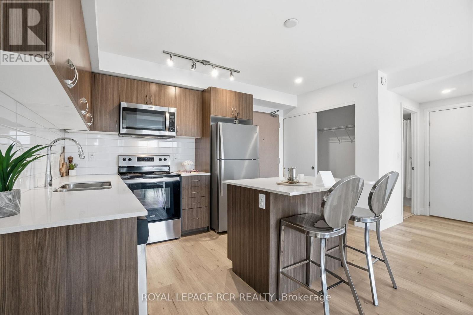 808 - 58 Lakeside Terrace, Barrie, Ontario  L4M 0L5 - Photo 6 - S13423812