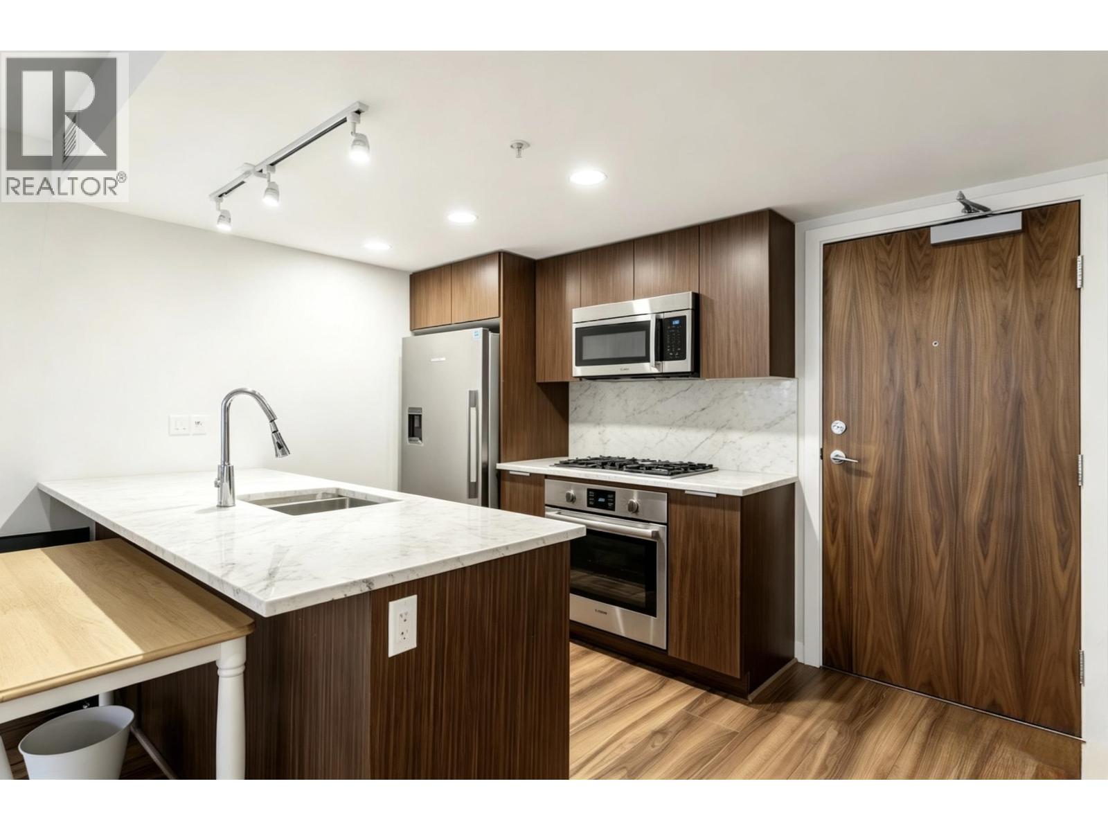 704 8699 Hazelbridge Way, Richmond, British Columbia  V6X 0T4 - Photo 6 - R3133852