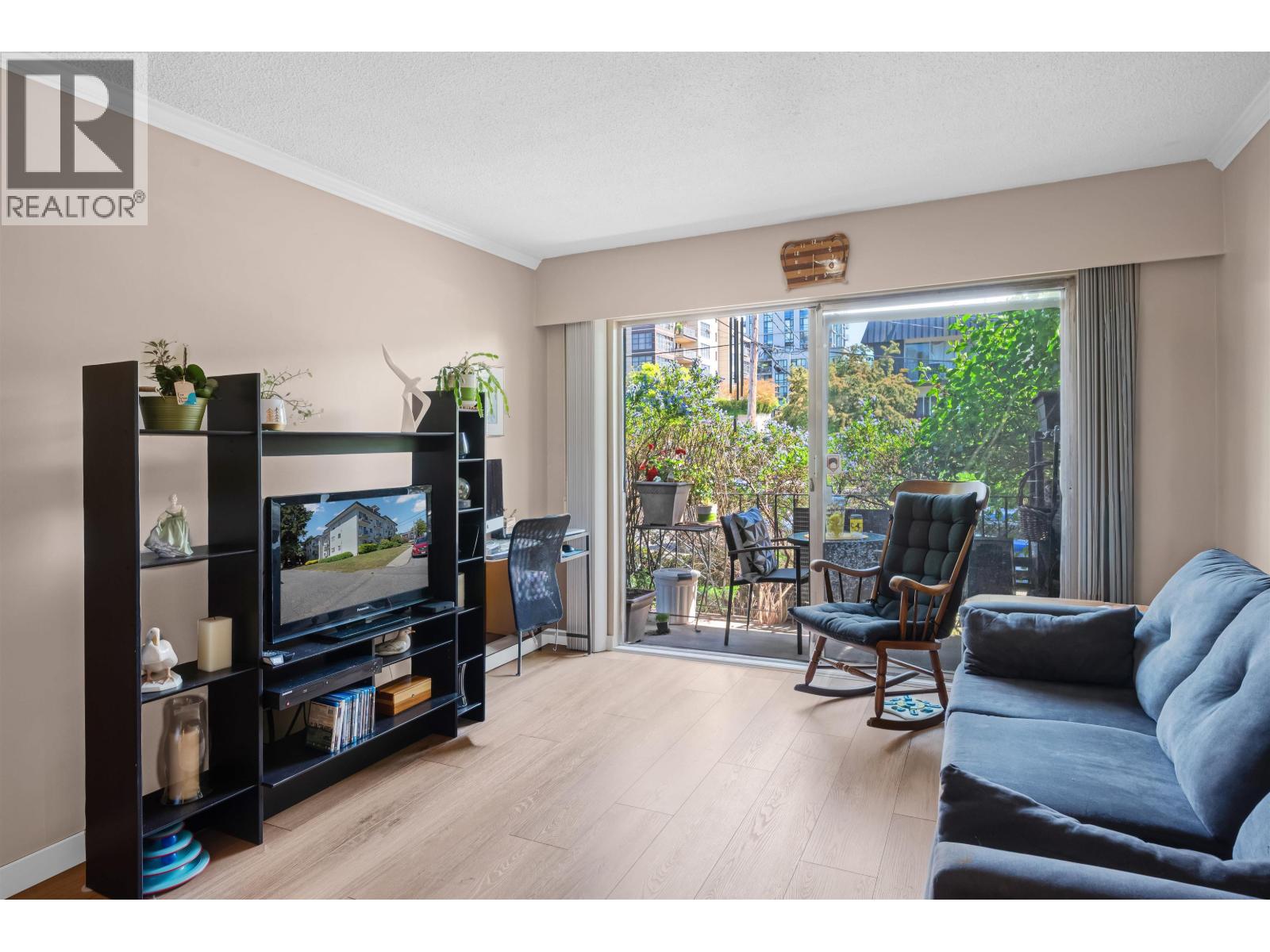 101 611 Blackford Street, New Westminster, British Columbia  V3M 1R7 - Photo 3 - R3133965