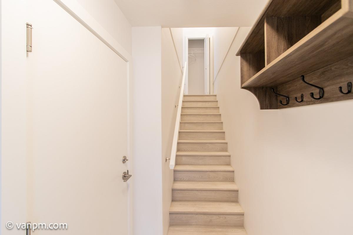 61 16685 25 Avenue, Surrey, British Columbia  V3Z 0Z4 - Photo 2 - R3134341