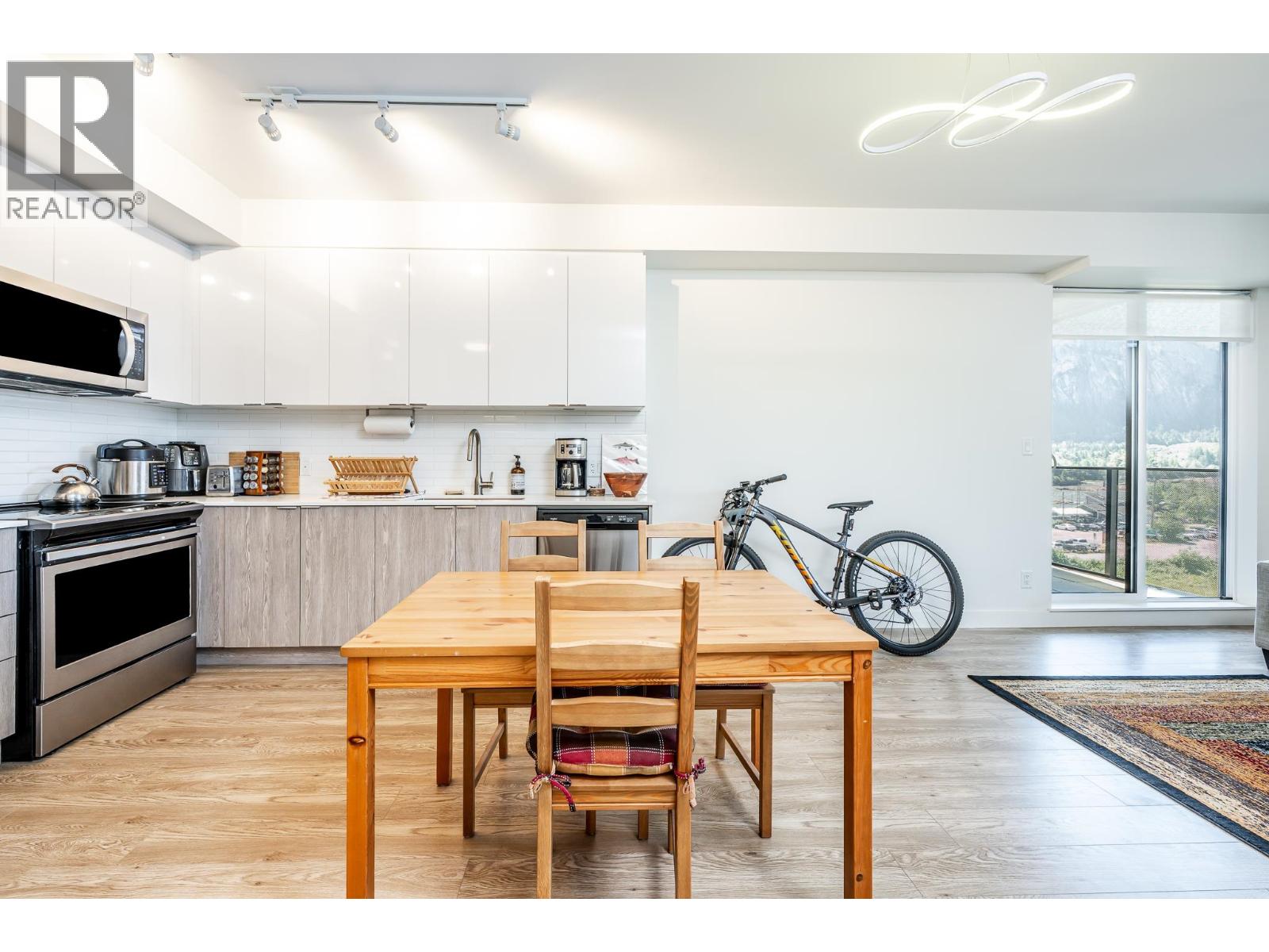 602 37881 Cleveland Avenue, Squamish, British Columbia  V8B 0Z7 - Photo 10 - R3132210