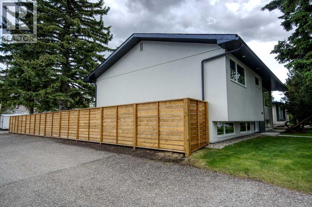 12108 Lake Waterton Way SE, Calgary, Alberta  T2J 2M4 - Photo 37 - A2318605