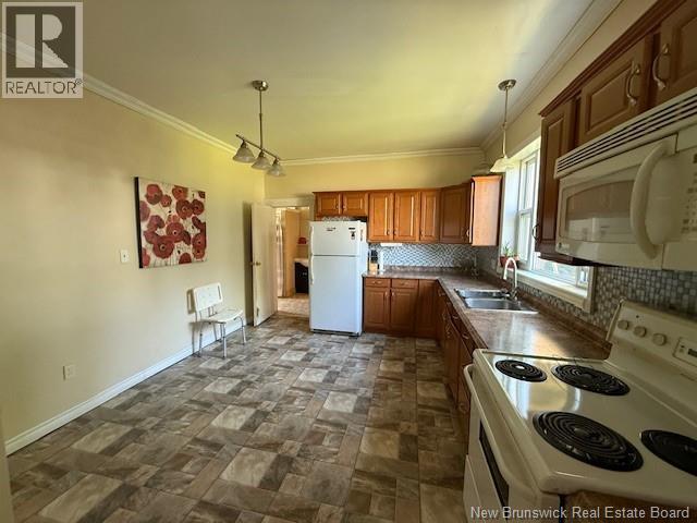 7 Queen Street, Campbellton, New Brunswick  E3N 1W7 - Photo 3 - NB141510