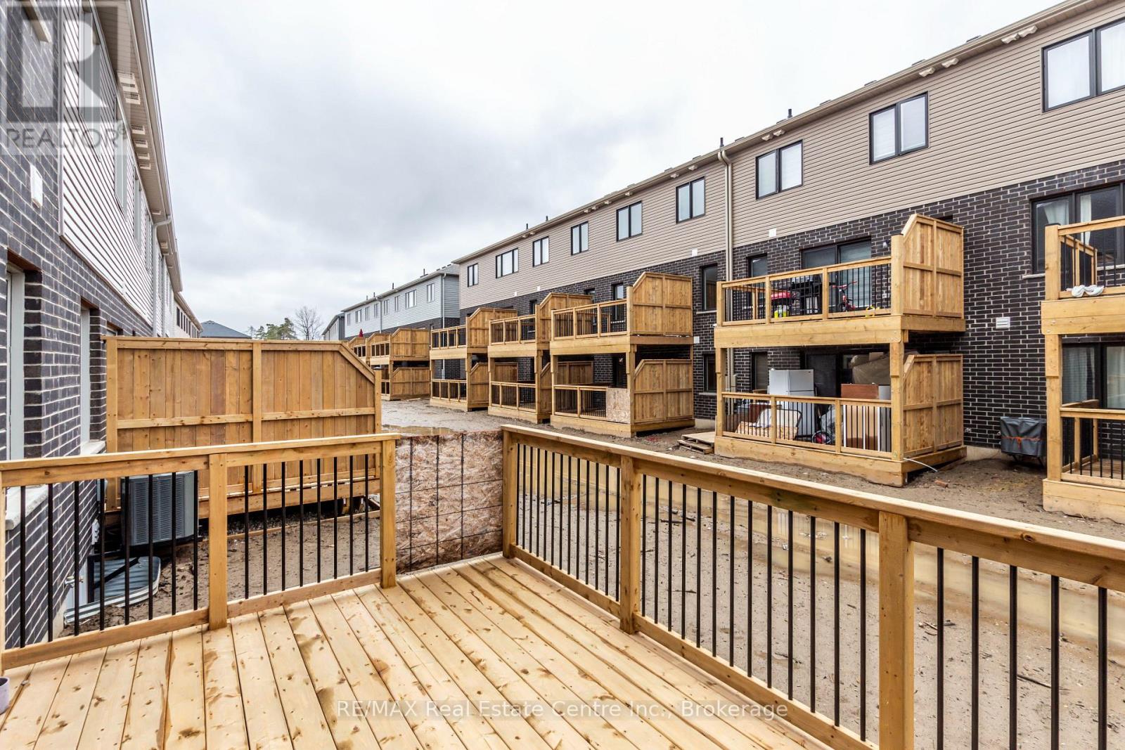 1 - 1 West Mill Street, North Dumfries, Ontario  N0B 1E0 - Photo 37 - X12958064