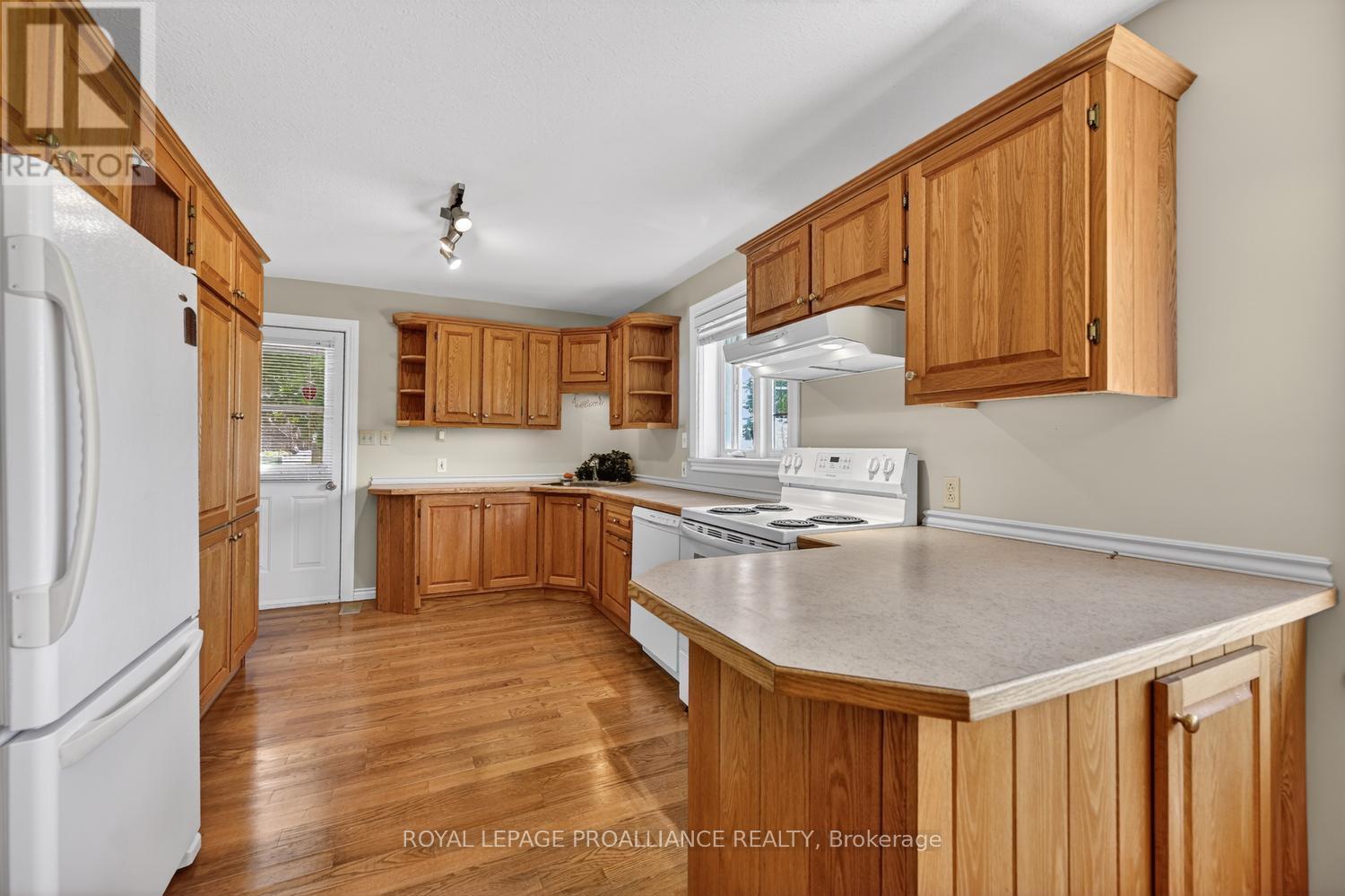 2111 County Road 2 Road E, Edwardsburgh/cardinal, Ontario  K0E 1T1 - Photo 33 - X13226104