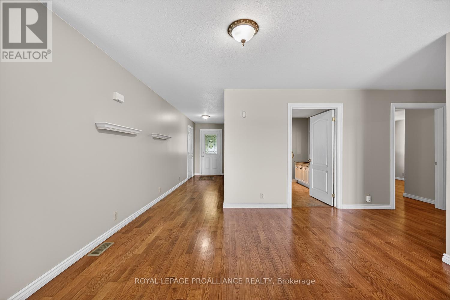 2111 County Road 2 Road E, Edwardsburgh/cardinal, Ontario  K0E 1T1 - Photo 38 - X13226104