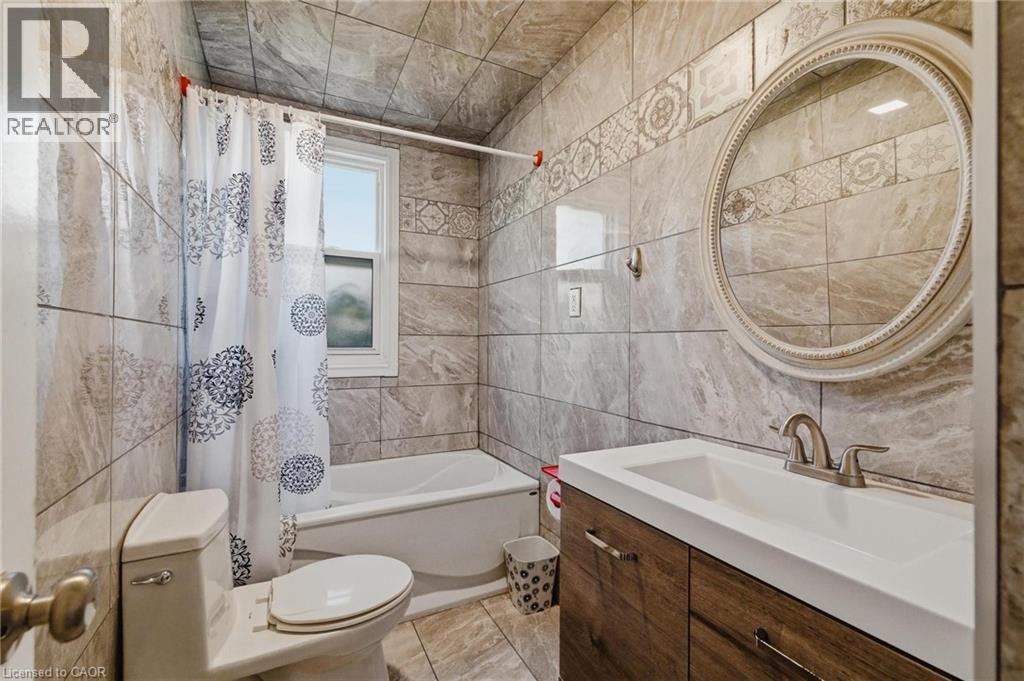 61 Hillview Street, Kitchener, Ontario  N2H 5P9 - Photo 10 - 40837963