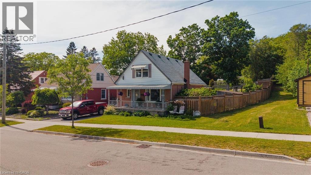 61 Hillview Street, Kitchener, Ontario  N2H 5P9 - Photo 2 - 40837963