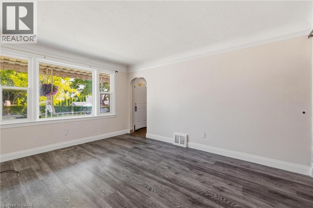 61 Hillview Street, Kitchener, Ontario  N2H 5P9 - Photo 5 - 40837963