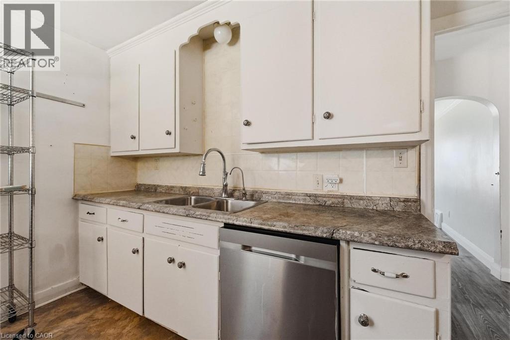 61 Hillview Street, Kitchener, Ontario  N2H 5P9 - Photo 7 - 40837963