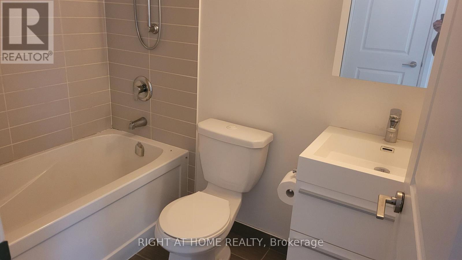 1012 - 17 Zorra Street, Toronto, Ontario  M8Z 4Z6 - Photo 10 - W13413680