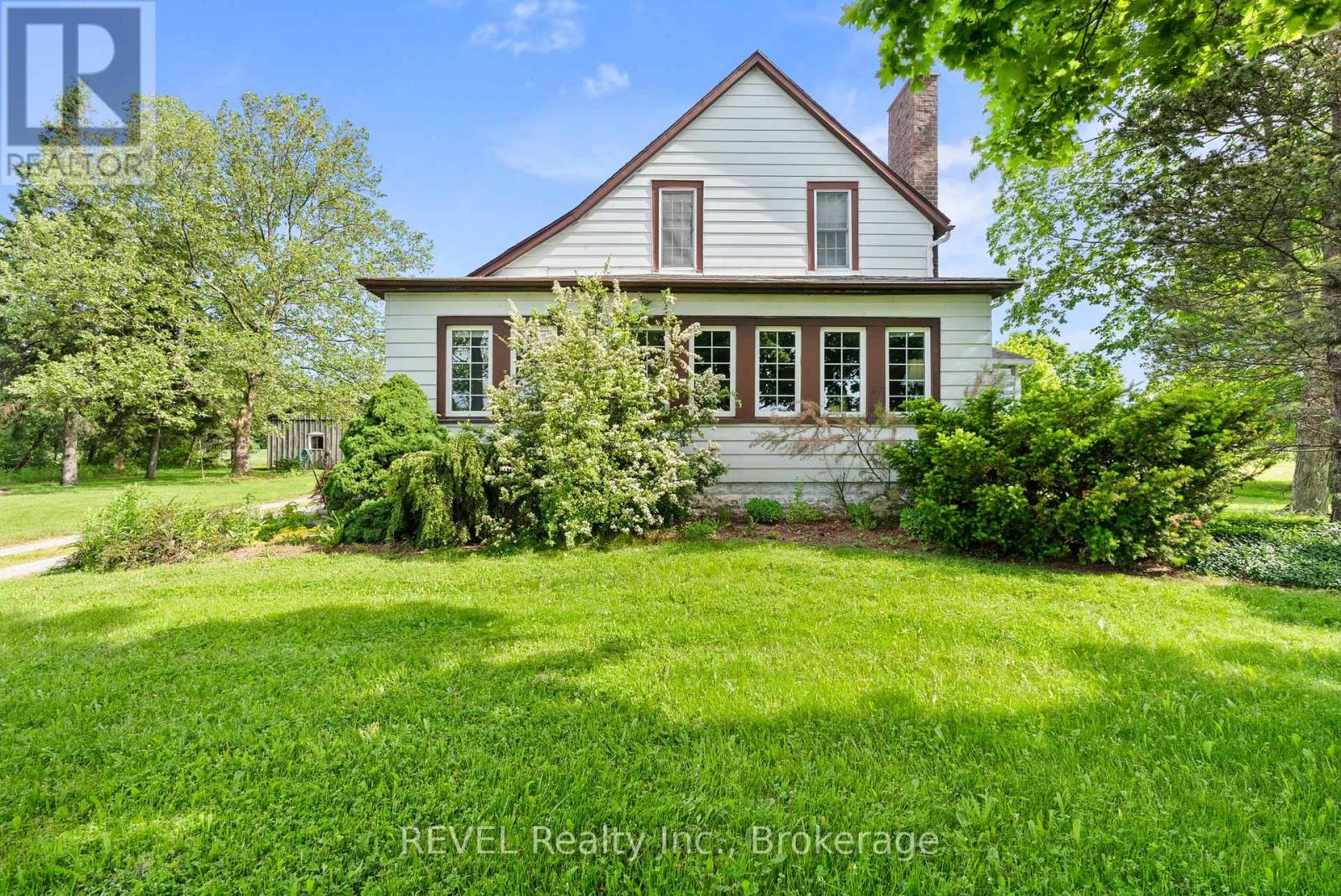 10111 Mcleod Road, Niagara Falls, Ontario  L2H 0Z5 - Photo 2 - X13423896
