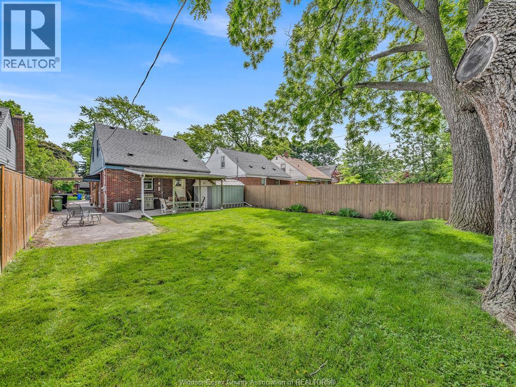 2283 Gladstone Avenue, Windsor, Ontario  N8W 2N8 - Photo 45 - 26013515