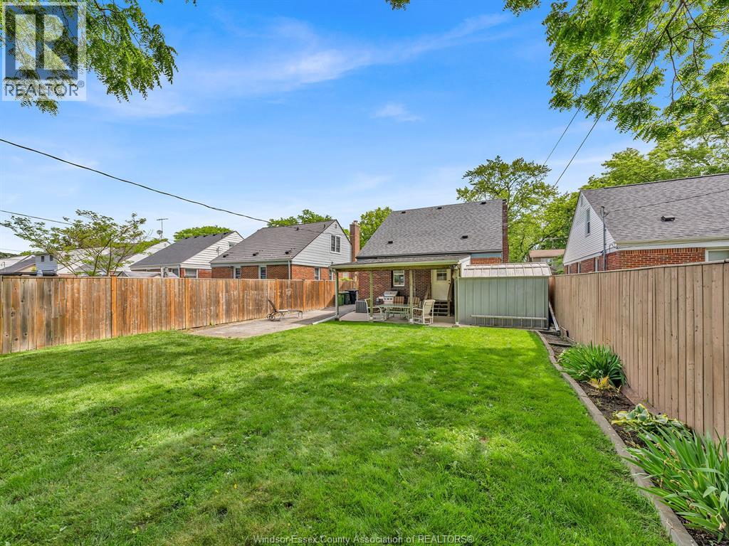 2283 Gladstone Avenue, Windsor, Ontario  N8W 2N8 - Photo 47 - 26013515