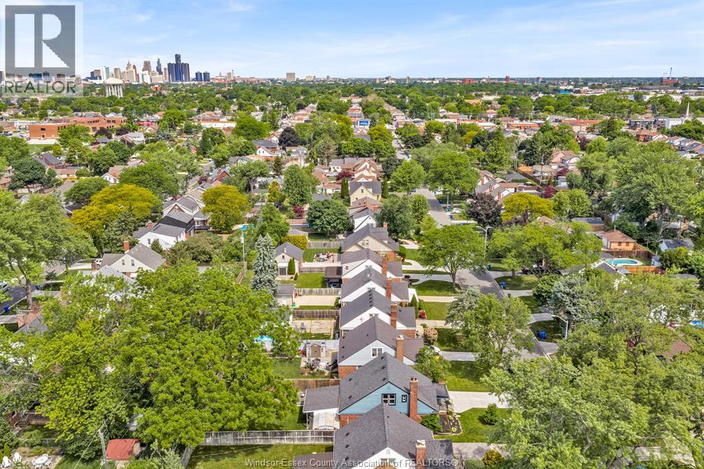 2283 Gladstone Avenue, Windsor, Ontario  N8W 2N8 - Photo 9 - 26013515